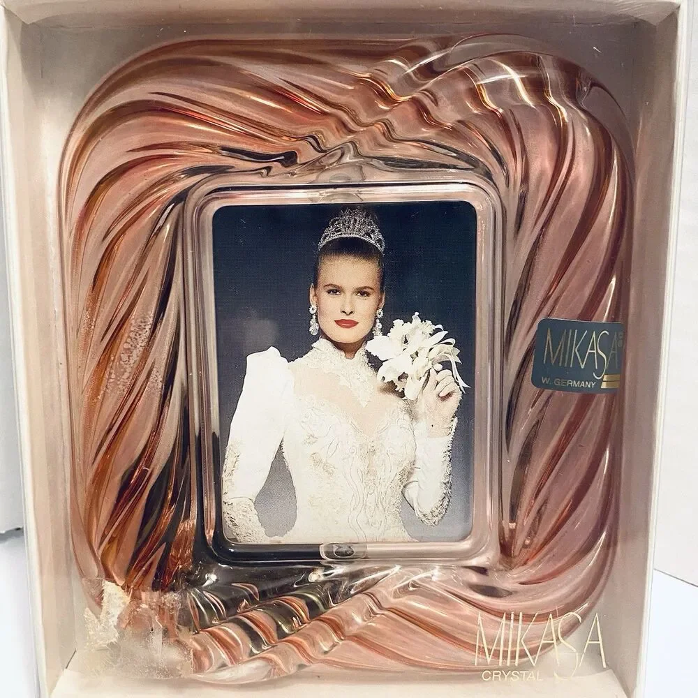 Vintage Mikasa Crystal 6” Swirl Rose Picture Frame - Never Used
